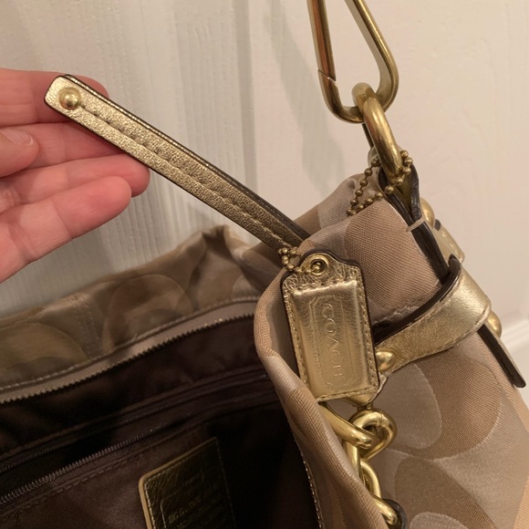 COACH - Purse - Picture 6 of 8